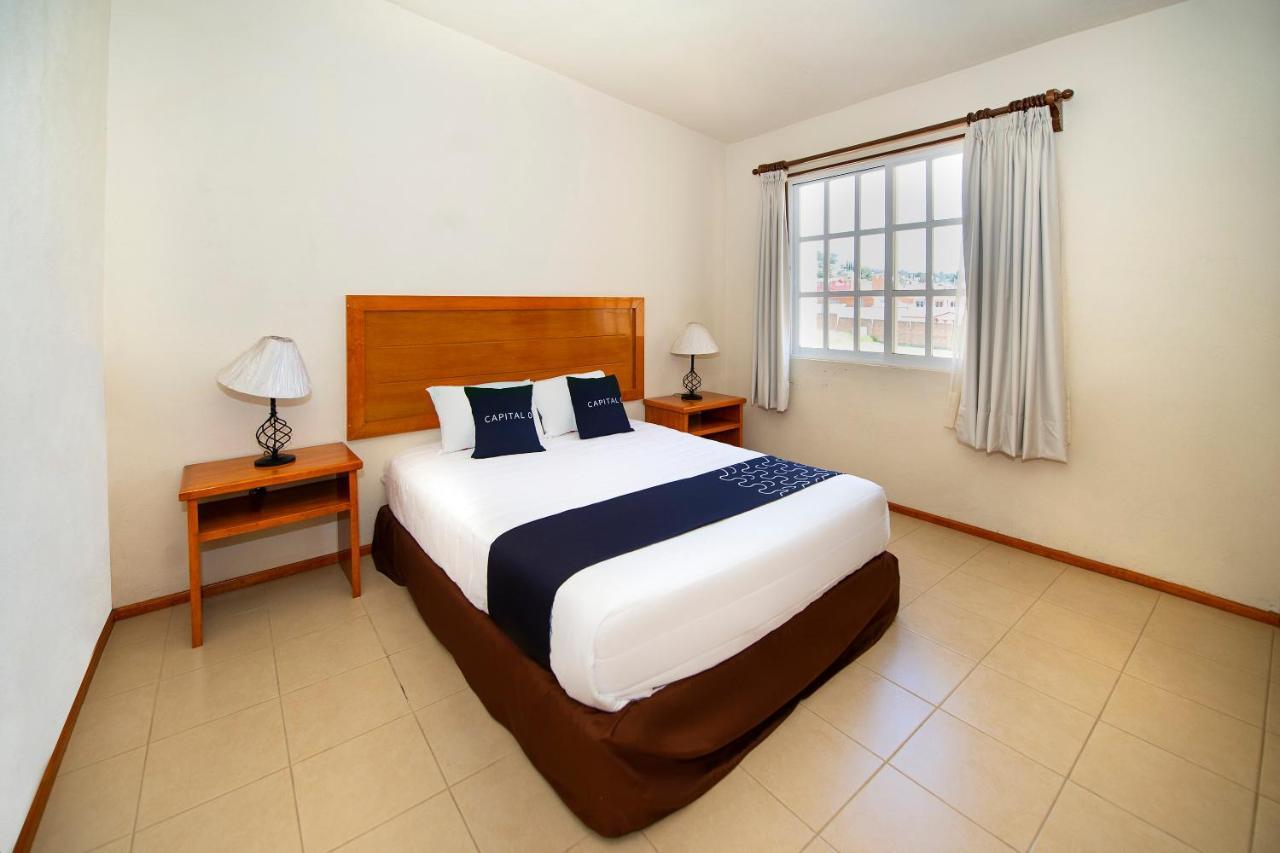 Capital O Hotel Casa Don Tito Хокотитлан Экстерьер фото