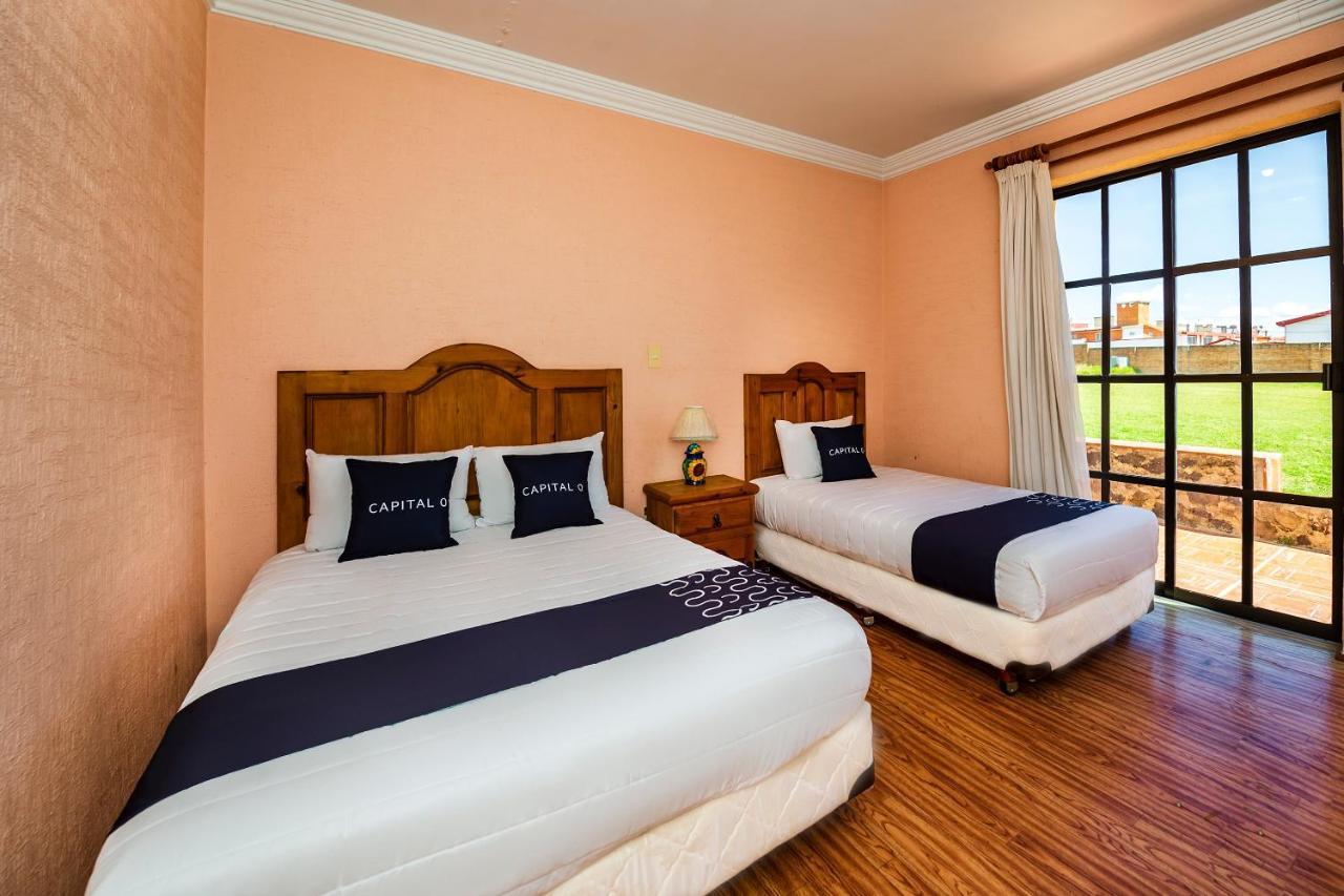 Capital O Hotel Casa Don Tito Хокотитлан Экстерьер фото